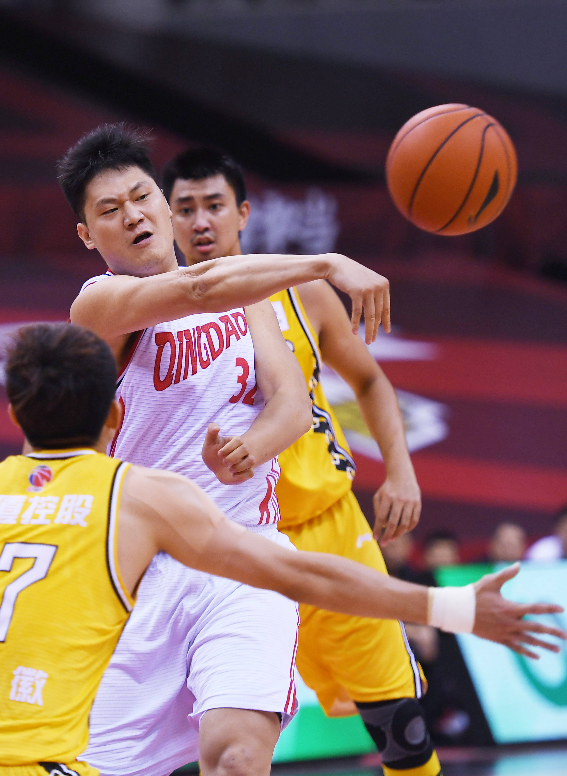 kaiyun-这也行？风云突变丹佛掘金赛前临场应变浙江队国际比赛日篮板制胜，赛前新疆广汇备战国王杯的简单介绍